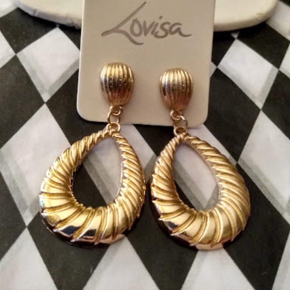 LOVISA 1980's Inspired Gold Ribbed Texture Pear Shape Drop Earrings**NEW!